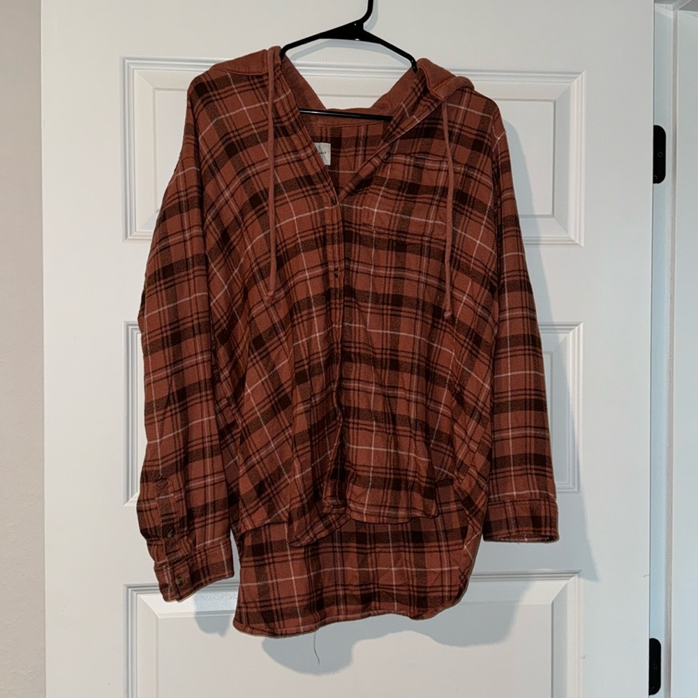 American eagle button down
